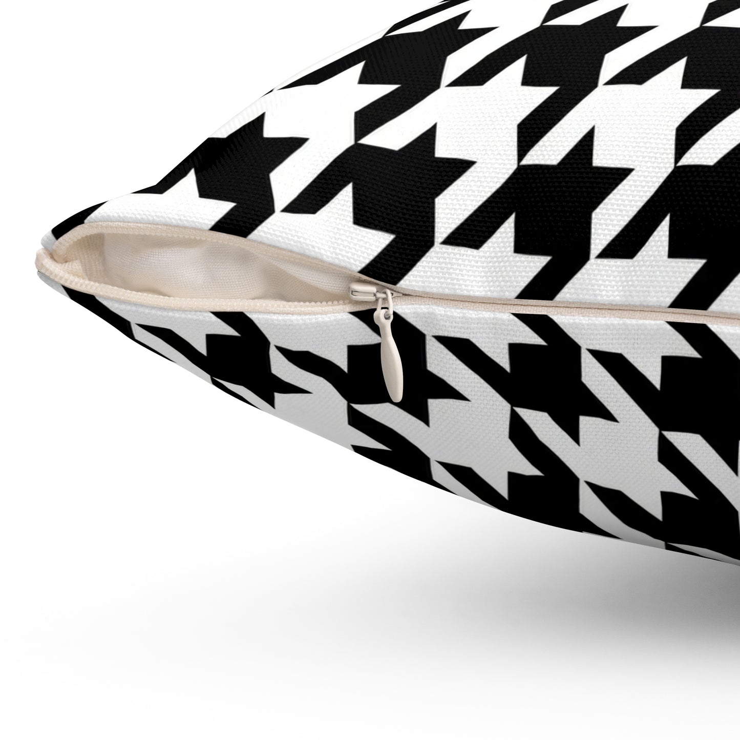 Houndstooth Black & White Decorative Pillow2