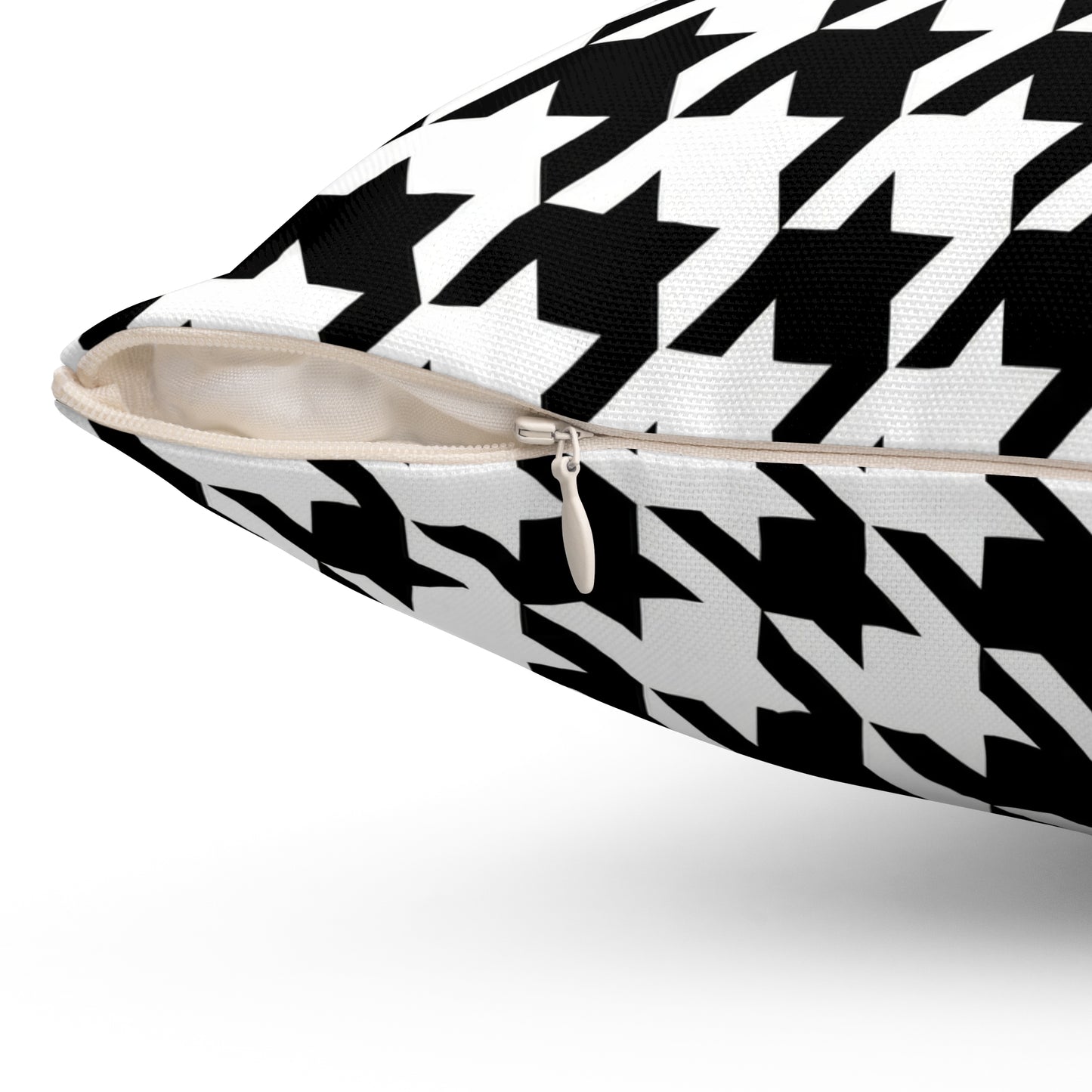 Houndstooth Black & White Decorative Pillow2