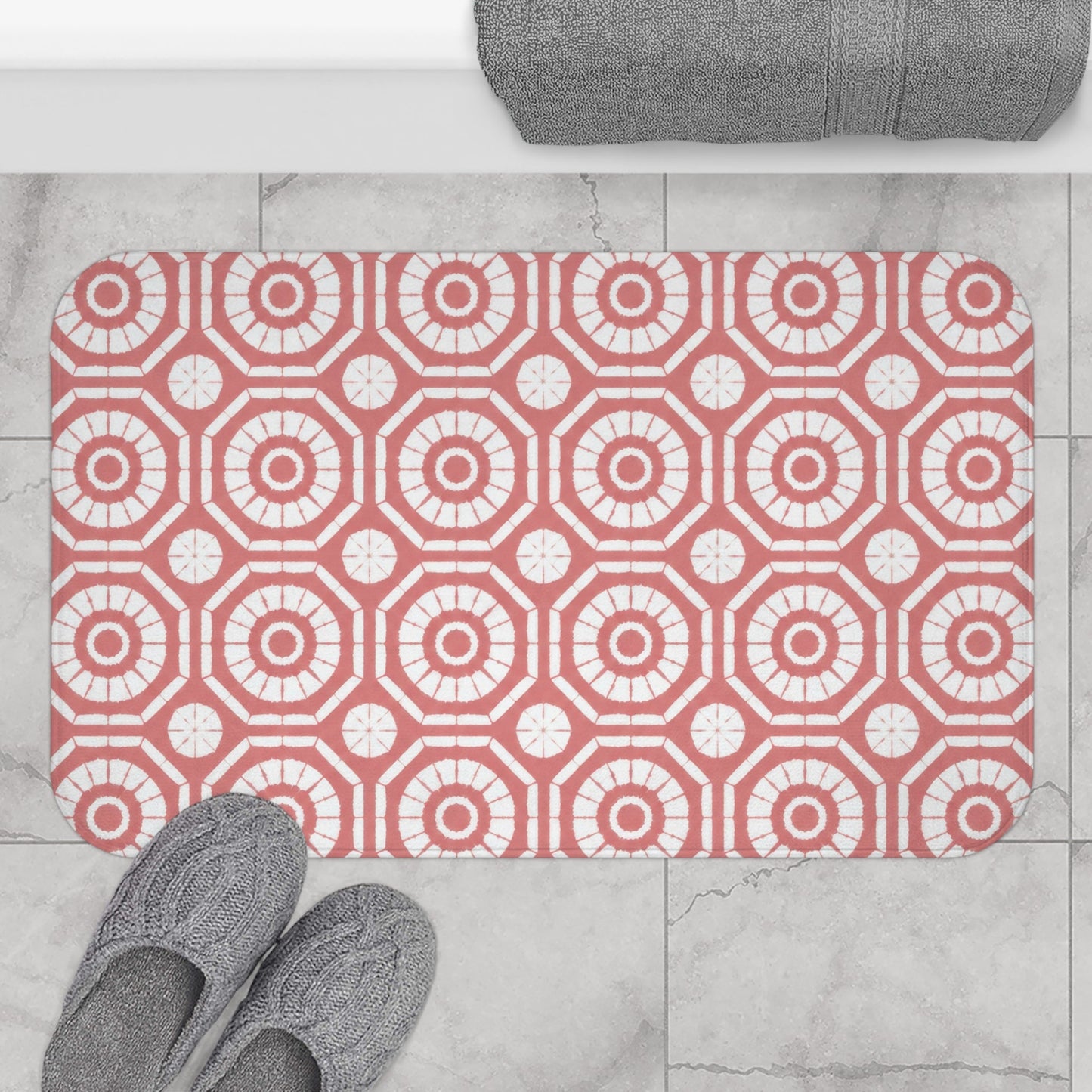 Japanese Shibori Bath Mat - Dusty Rose + White Tie-Dye Pattern, Boho Bathroom Rug, Non-Slip, Spa Bathroom Decor